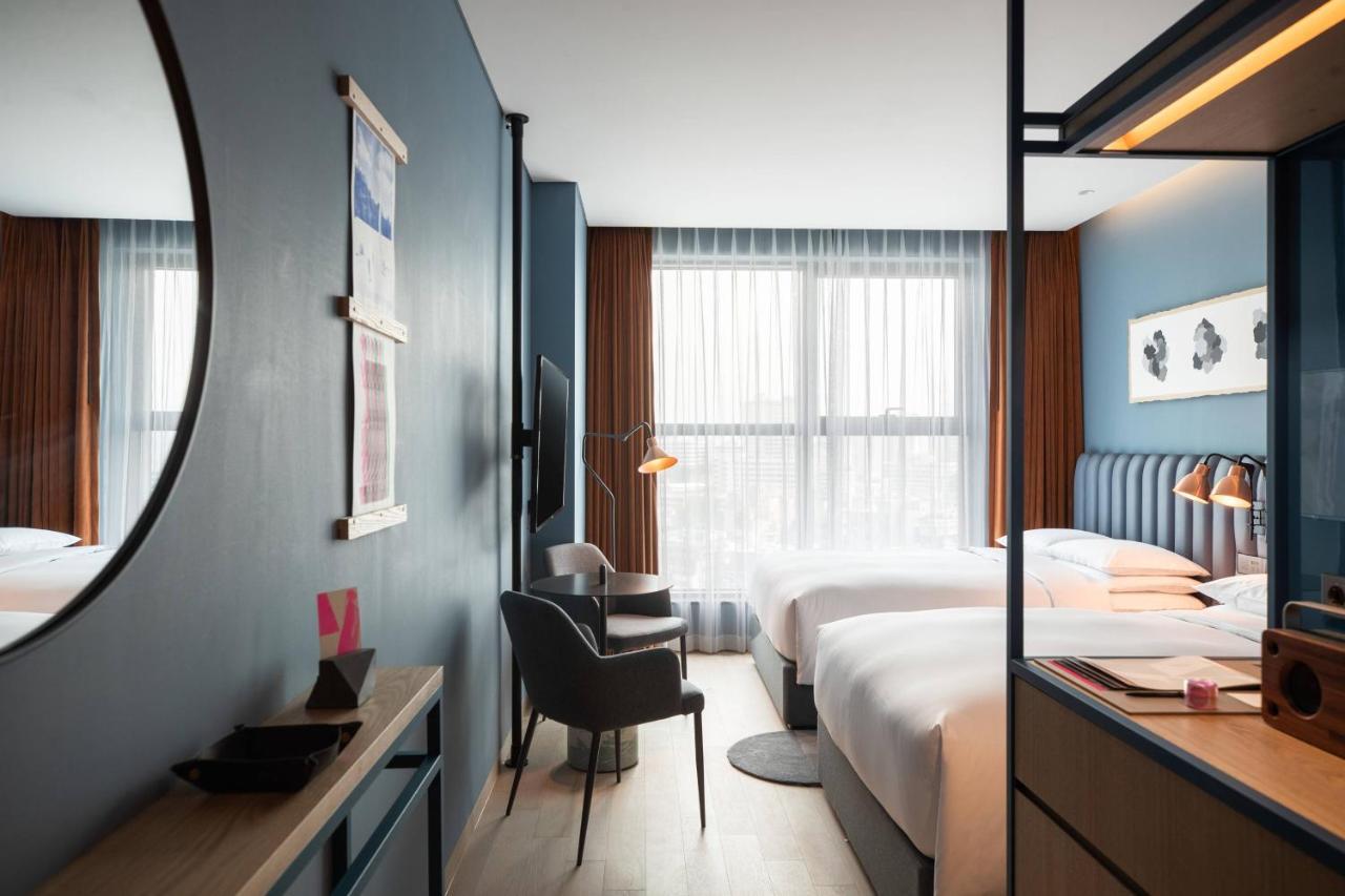 Creator Twin Room